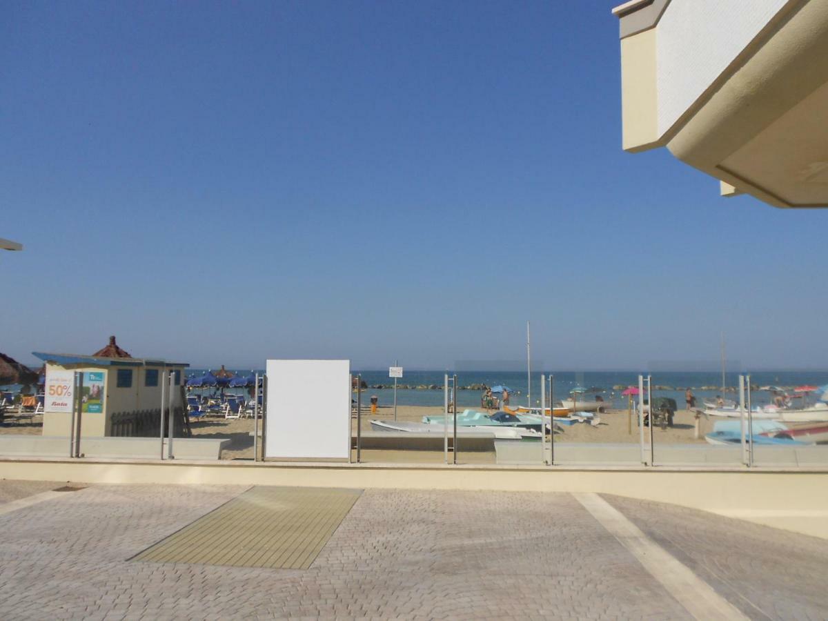 Country House Prima Casa Villa Francavilla Al Mare Luaran gambar